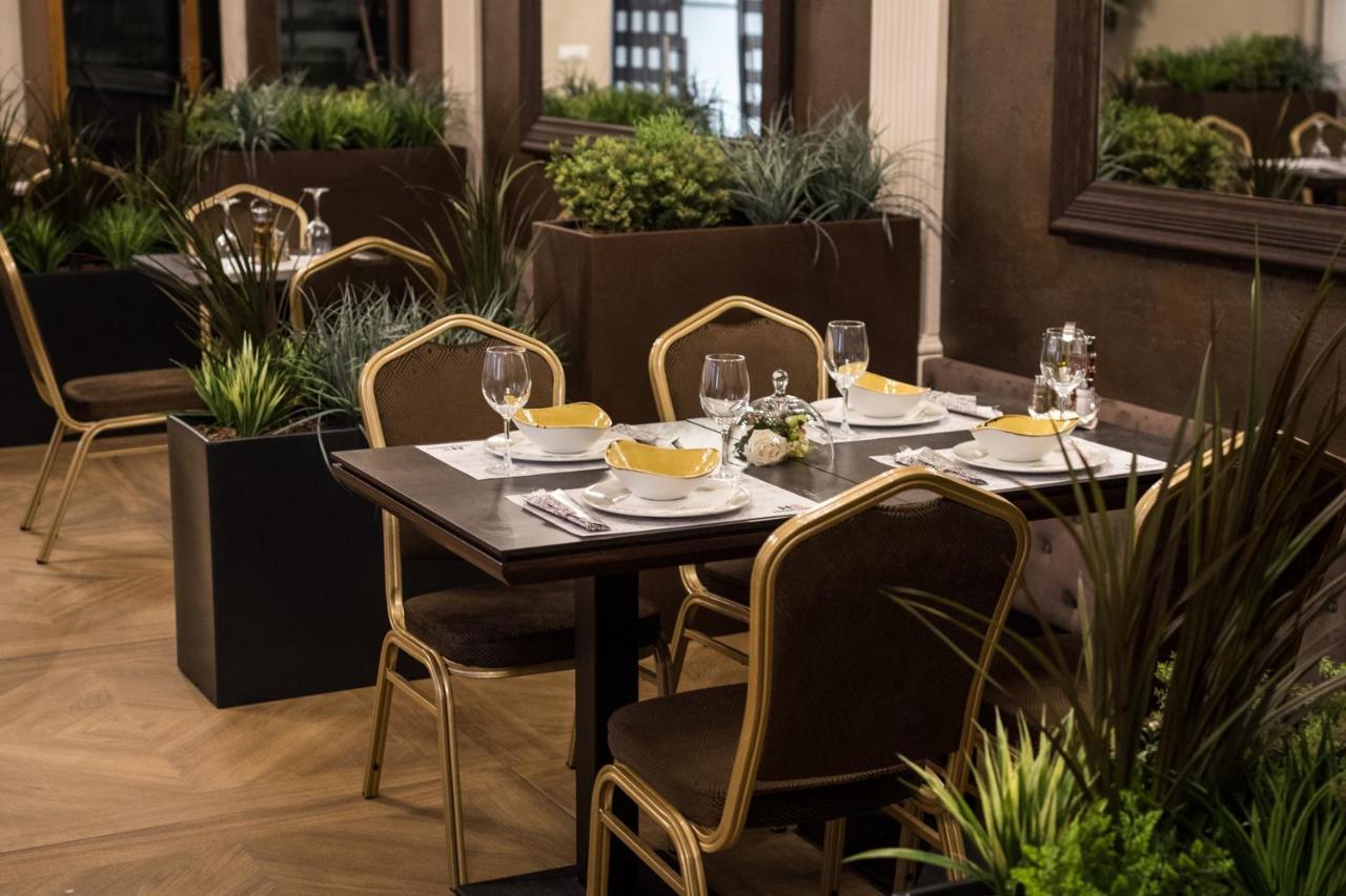 Hotel Grand Hedonist Pančevo Extérieur photo