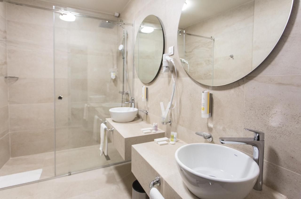 Hotel Grand Hedonist Pančevo Extérieur photo