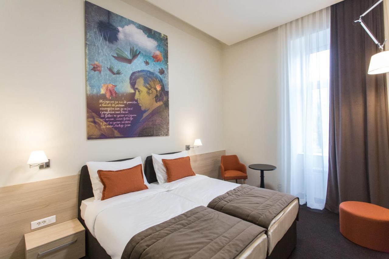 Hotel Grand Hedonist Pančevo Extérieur photo