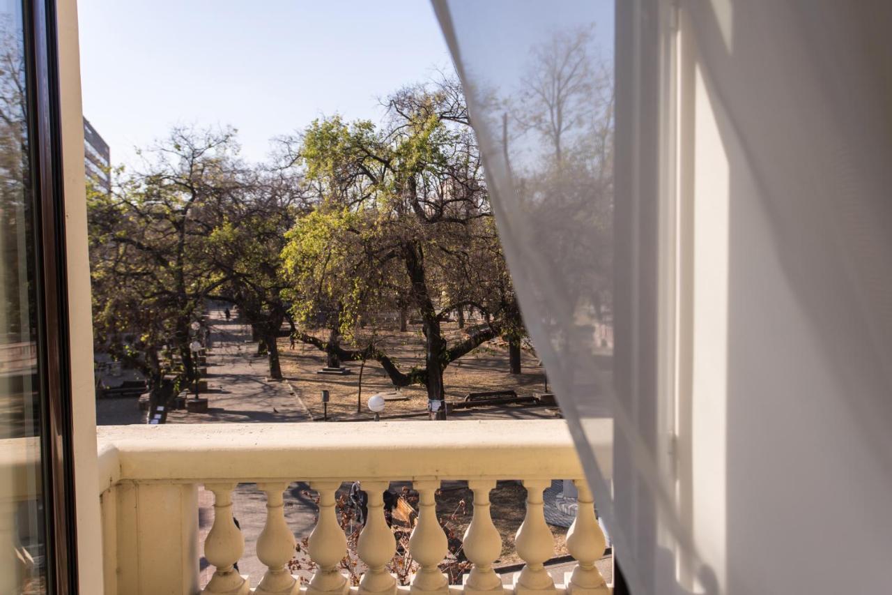 Hotel Grand Hedonist Pančevo Extérieur photo