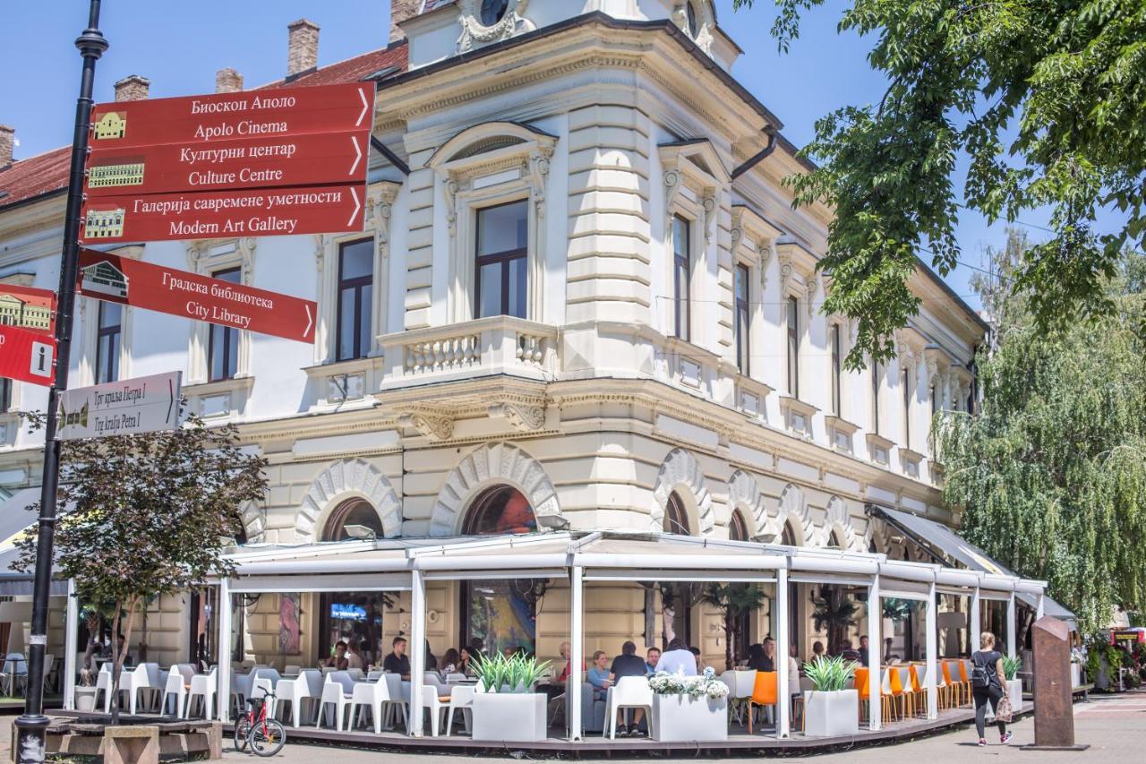 Hotel Grand Hedonist Pančevo Extérieur photo