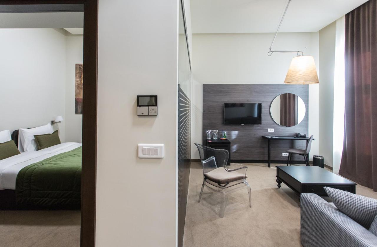 Hotel Grand Hedonist Pančevo Extérieur photo