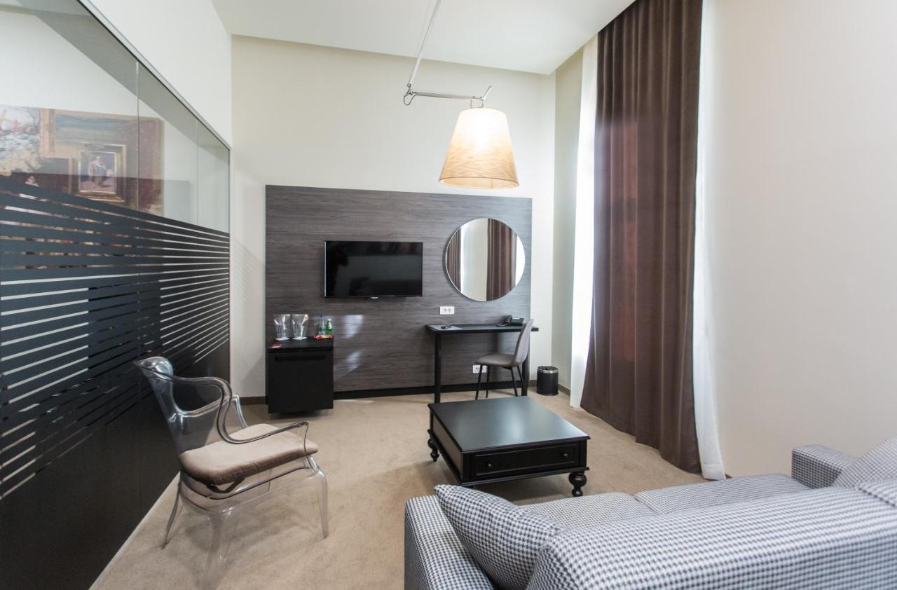 Hotel Grand Hedonist Pančevo Extérieur photo