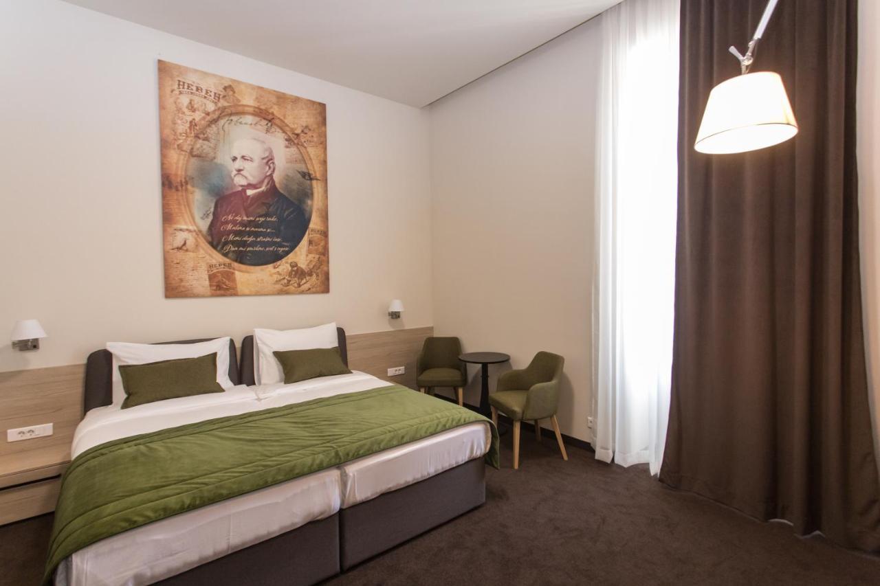 Hotel Grand Hedonist Pančevo Extérieur photo